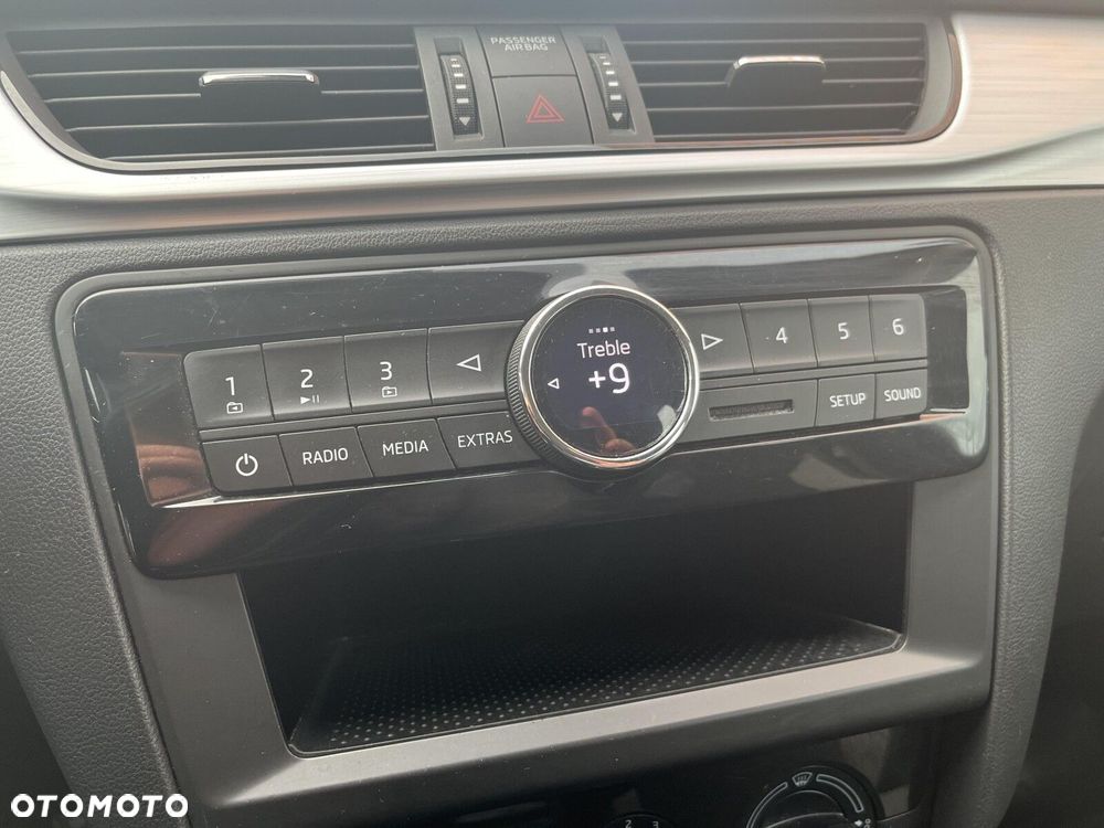 Skoda RAPID 1.0 TSI Ambition - 23