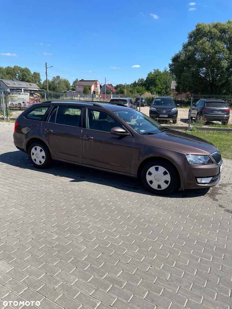 Skoda Octavia 1.6 TDI Ambiente - 1
