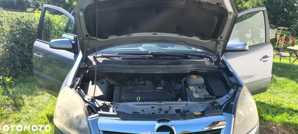 Opel Zafira 1.8 Cosmo - 13