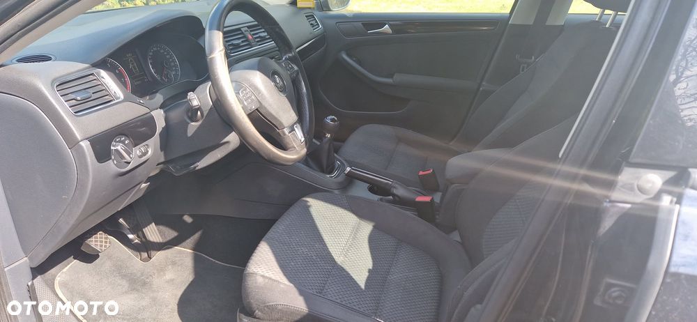 Volkswagen Jetta 1.2 TSI Comfortline - 8