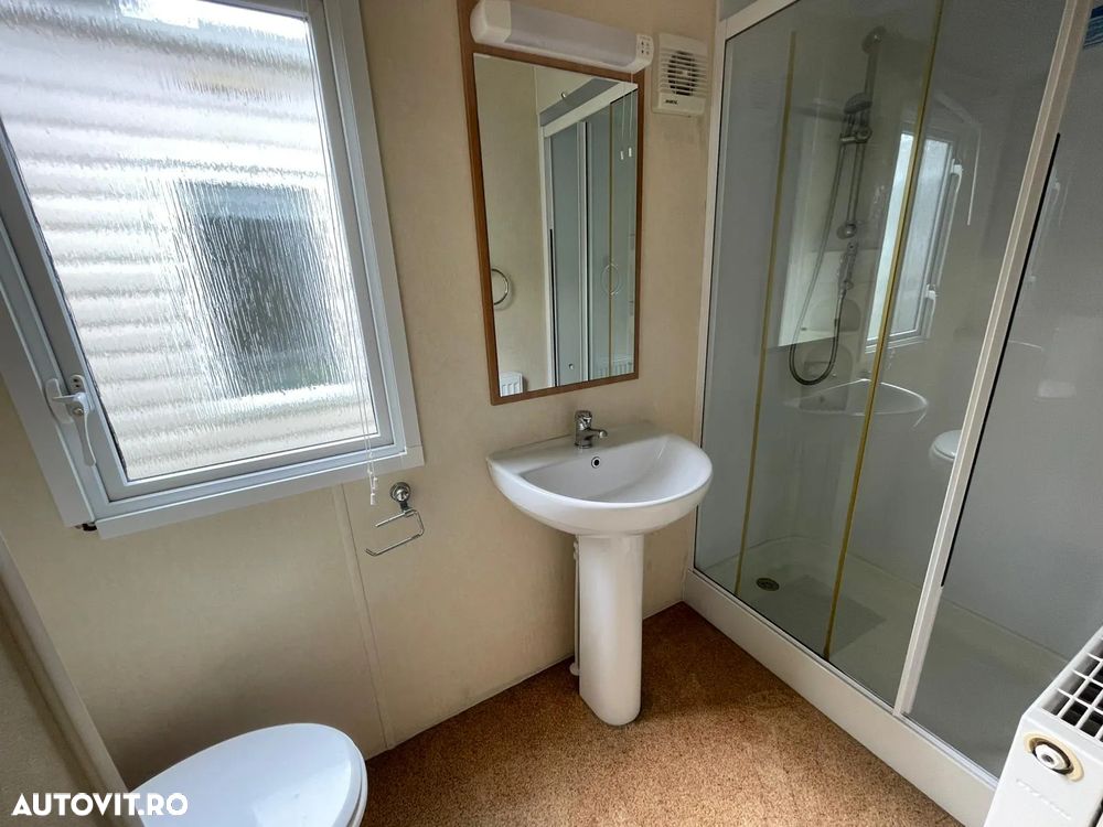 Alta Casă mobilă BK Caprice nr. 077 | Tâmplărie PVC și Încălzire centrală cu calorifere | 11 x 3.7 m | 2 dormitoare și 2 băi - 9