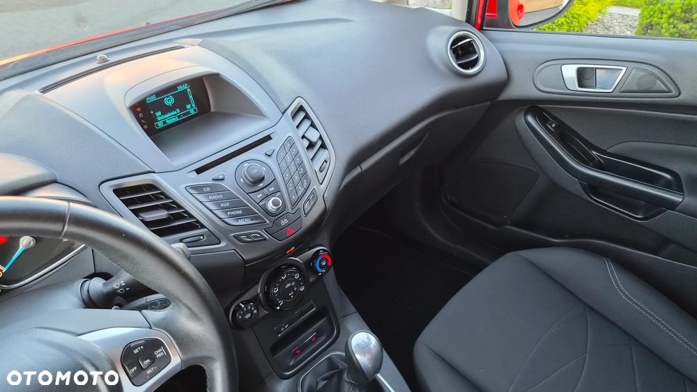 Ford Fiesta 1.0 EcoBoost Titanium - 14