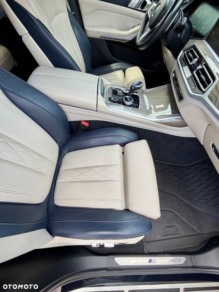 BMW X7 - 17