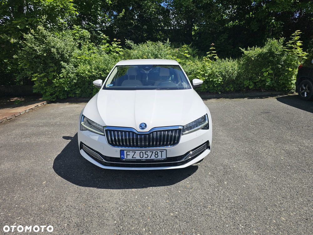 Skoda Superb 2.0 TDI SCR Style DSG - 8