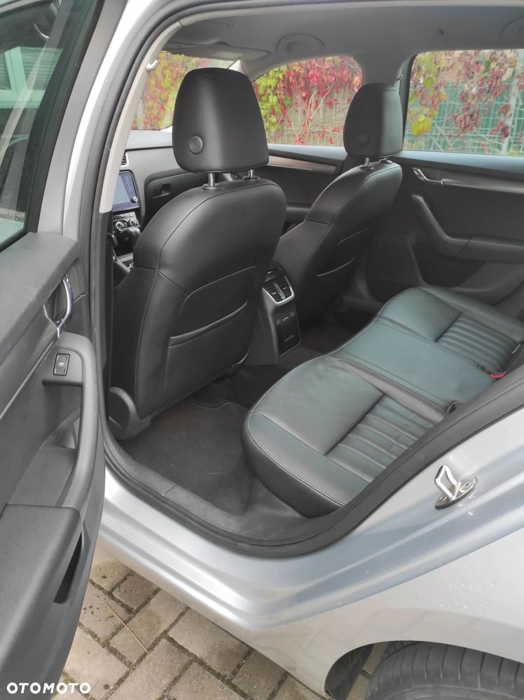 Skoda Octavia 2.0 TDI Ambition DSG - 26