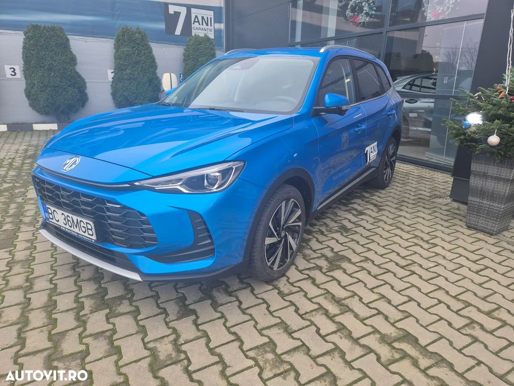 MG ZS HEV 1.5 GSI AT Exclusive - 3