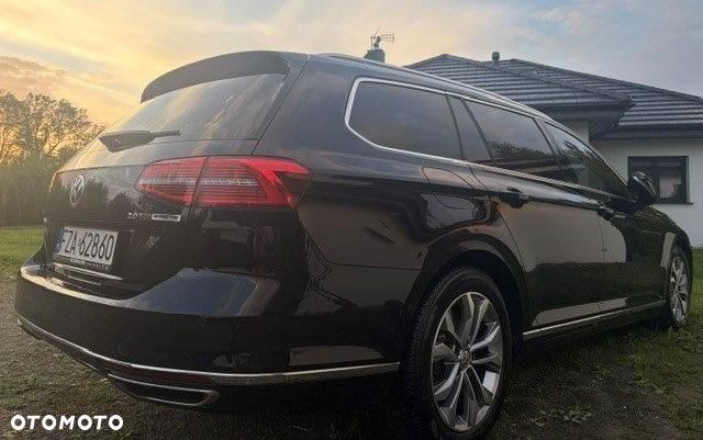 Volkswagen Passat 2.0 TDI BMT 4Mot Highline DSG - 9