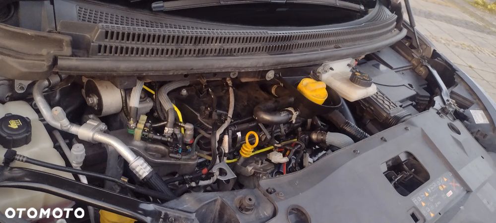 Renault Scenic - 36