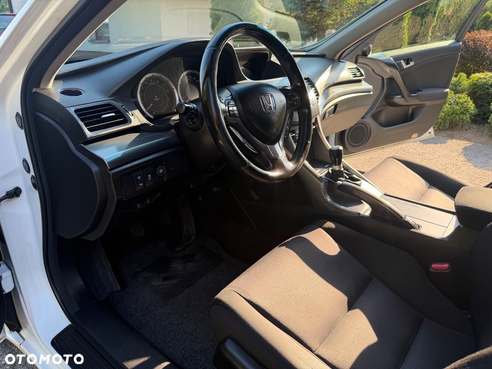 Honda Accord 2.0 Elegance - 12