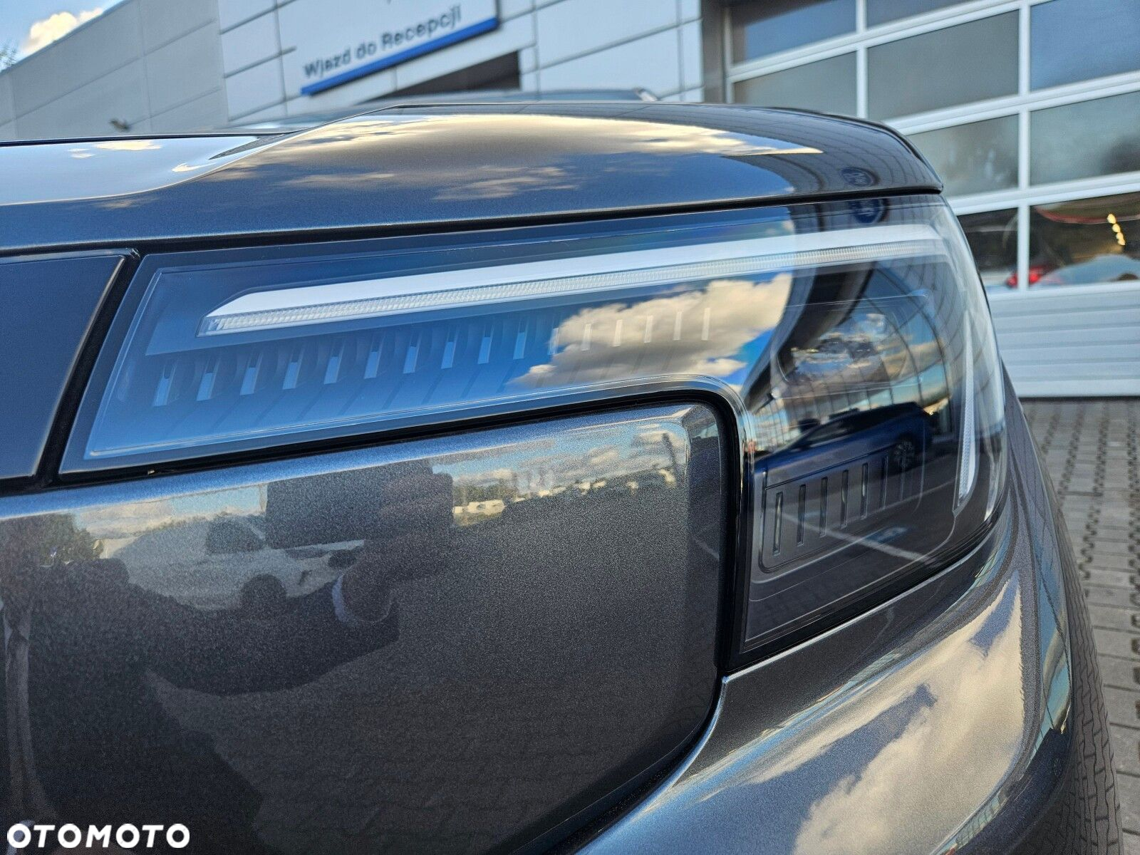Ford Explorer - 14