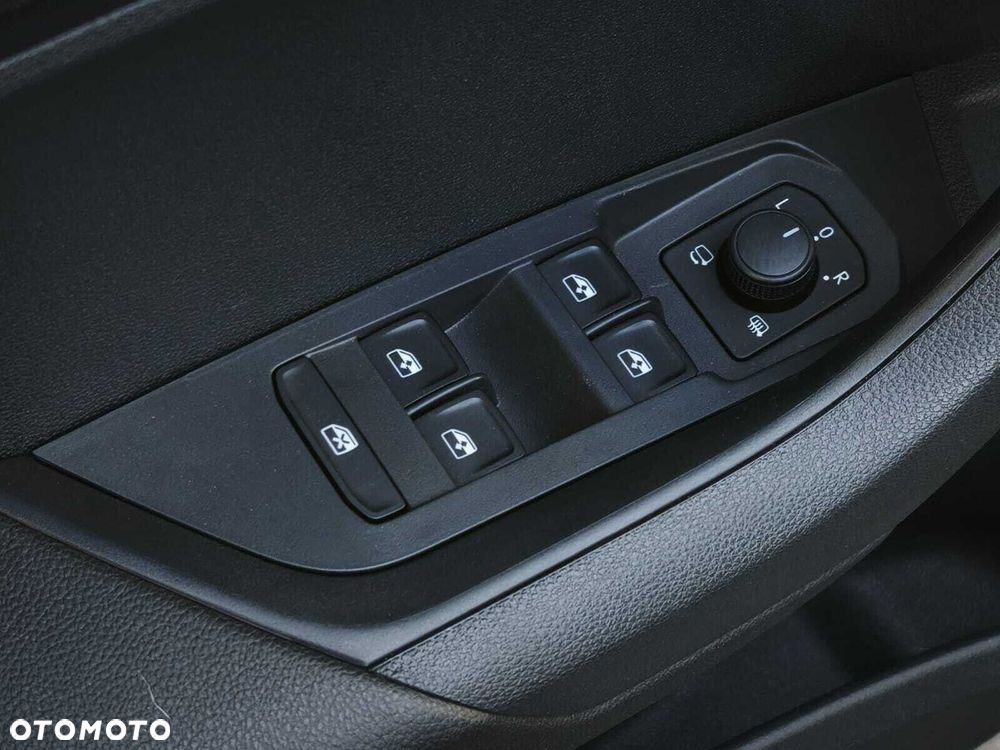 Skoda Karoq 1.5 TSI ACT Sportline DSG - 21