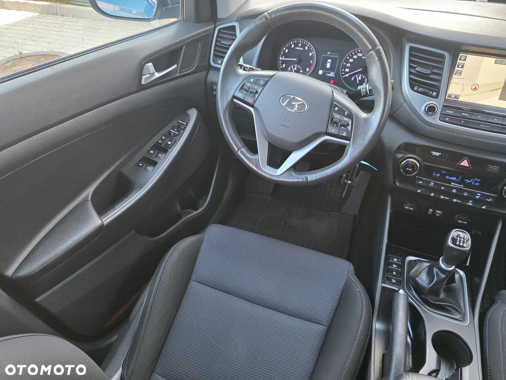 Hyundai Tucson blue 1.6 GDi 2WD Navi - 10