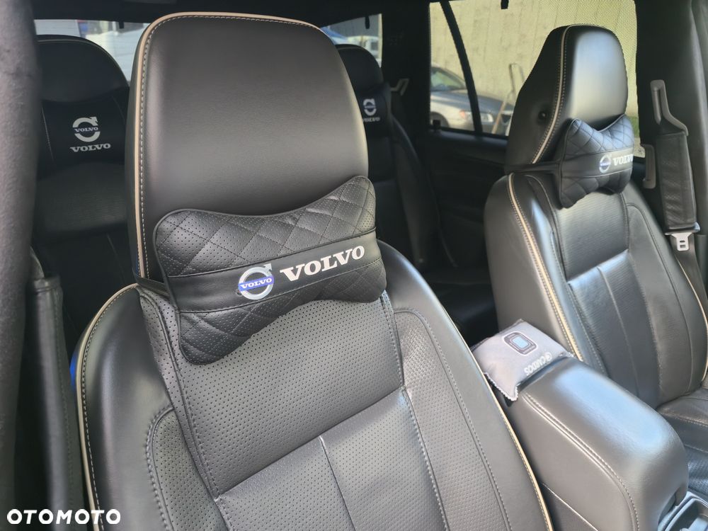 Volvo XC 90 D5 AWD Executive - 24