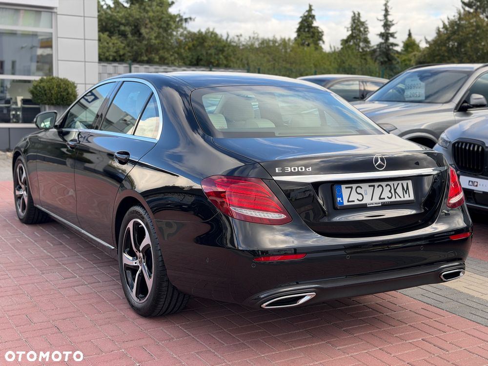 Mercedes-Benz Klasa E 300 d 9G-TRONIC Avantgarde - 3