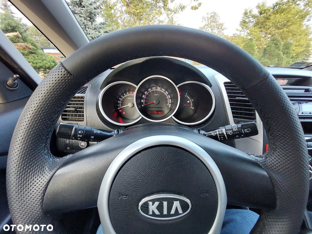 Kia Venga 1.4 M - 12
