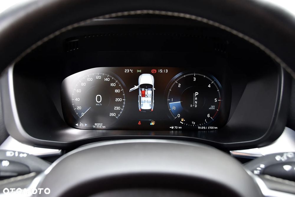 Volvo XC 60 D4 R-Design - 30