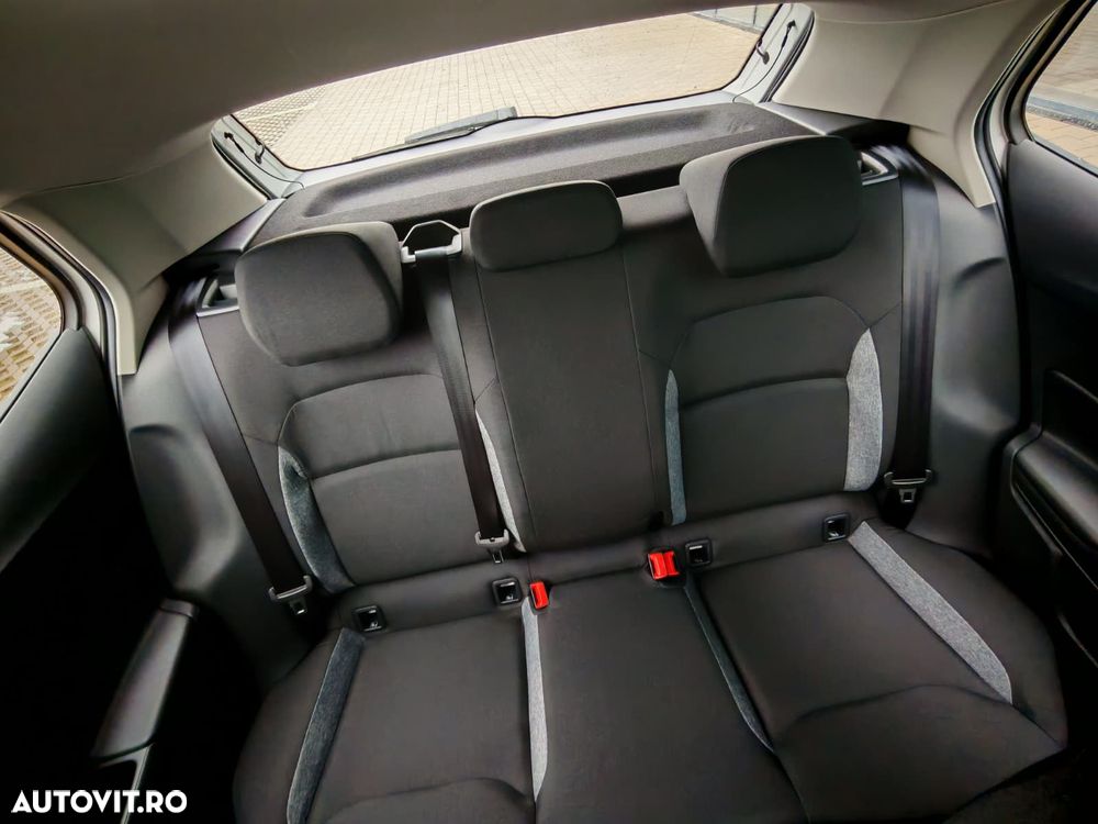 Skoda Fabia 1.0 MPI 80 CP Essence - 18