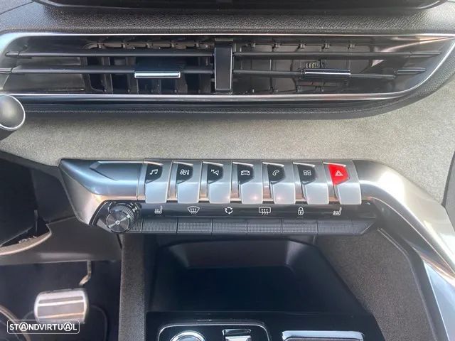 Peugeot 3008 PureTech 130 Stop & Start GPF EAT8 GT - 23