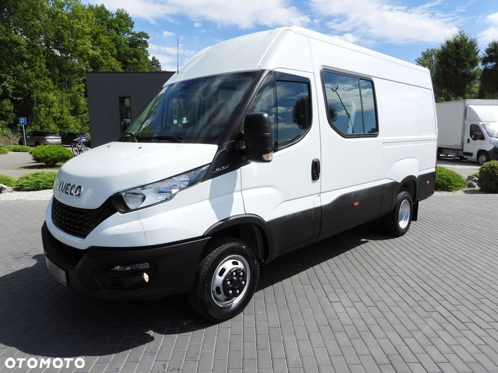 Iveco DAILY 35C16 FURGON BRYGADÓWKA 6 MIEJSC TEMPOMAT BLIŹNIACZE KOŁA KLIMATYZACJA  160KM - 19