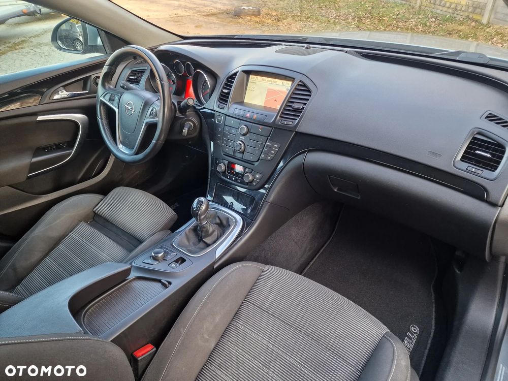 Opel Insignia 1.4 T Cosmo S&S - 12
