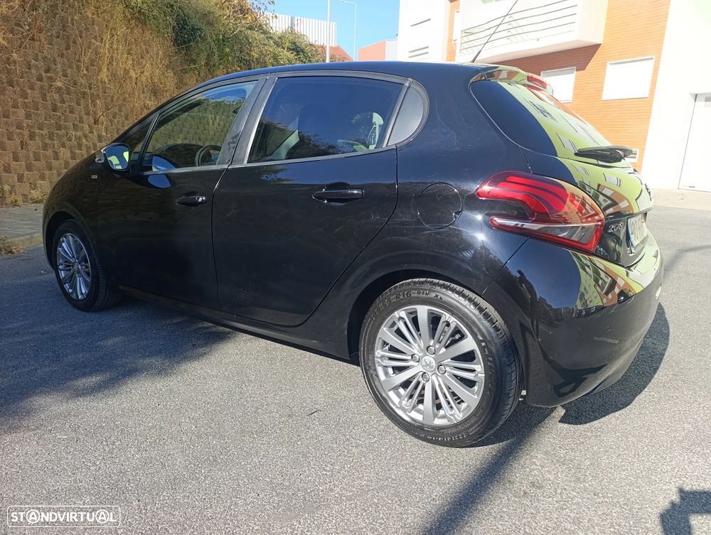 Peugeot 208 PureTech 82 ETG5 Stop & Start Active - 4