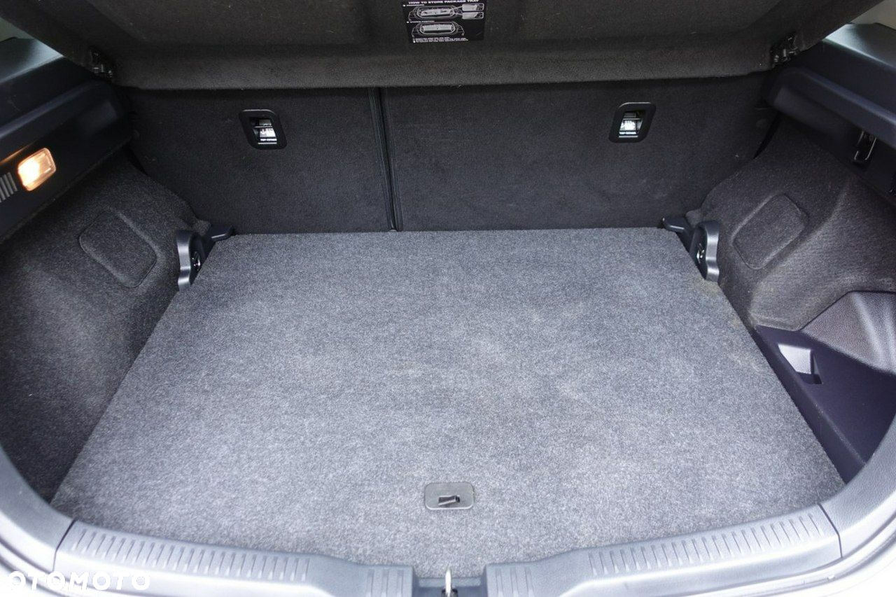 Toyota Auris - 25