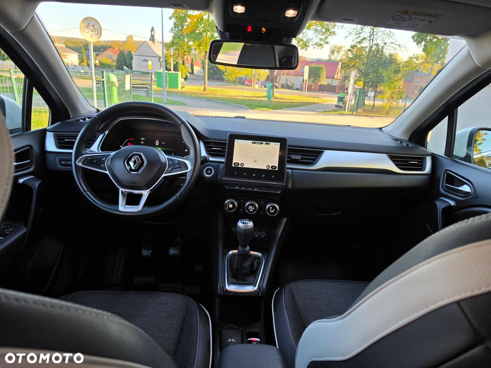Renault Captur - 16