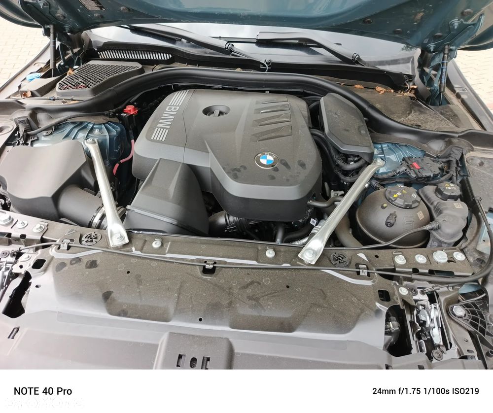 BMW Seria 5 520i - 24