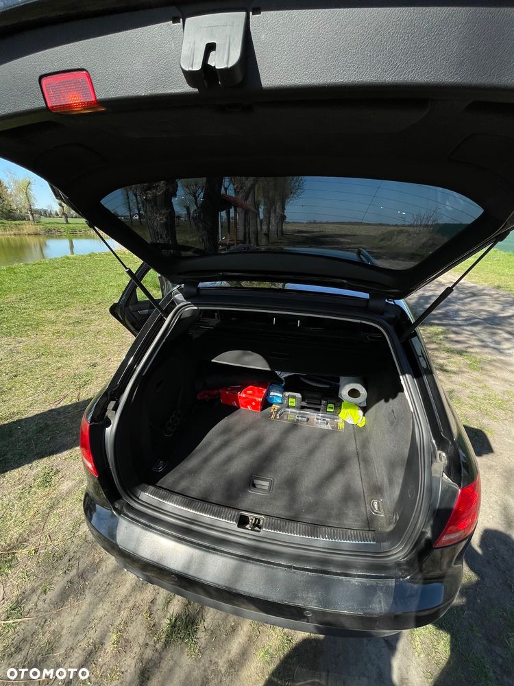 Audi A4 Avant - 13