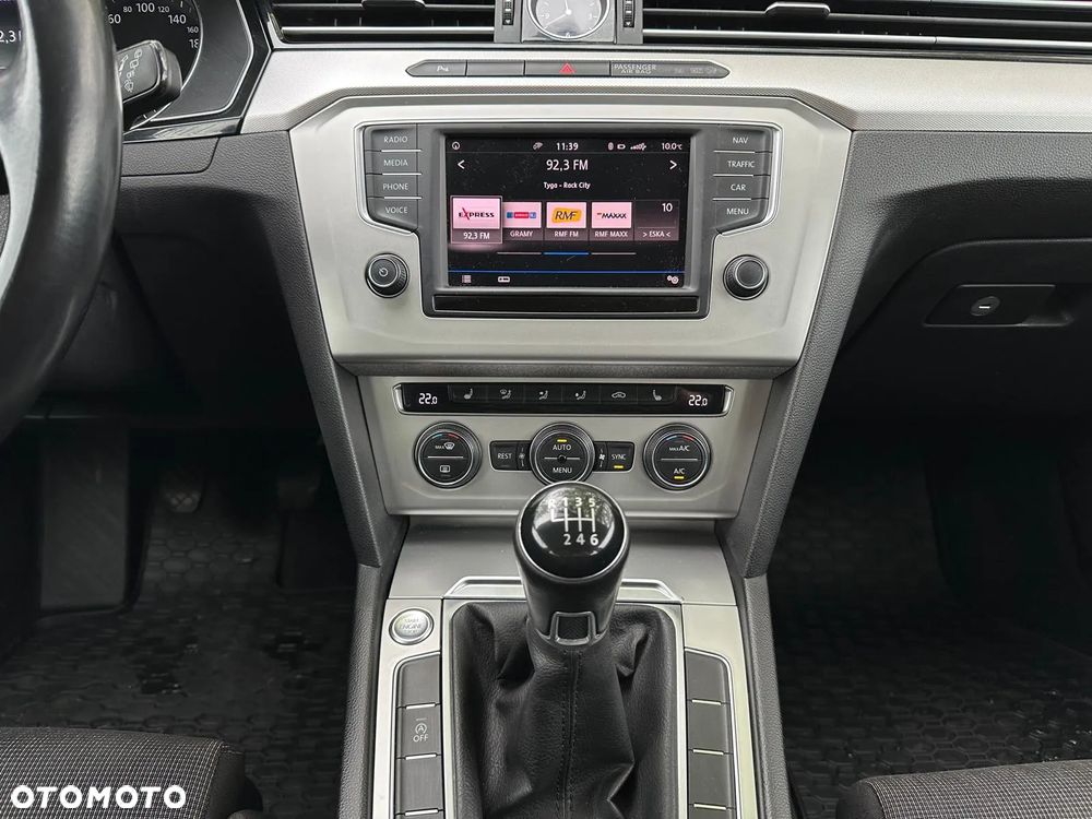 Volkswagen Passat Variant 2.0 TDI (BlueMotion Technology) Comfortline - 6
