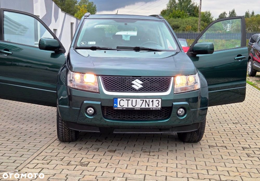 Suzuki Grand Vitara - 30
