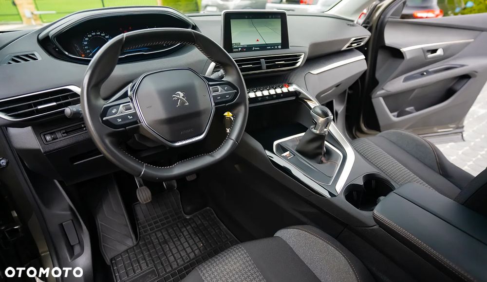 Peugeot 3008 BlueHDi 130 Stop & Start Active Business-Paket - 32