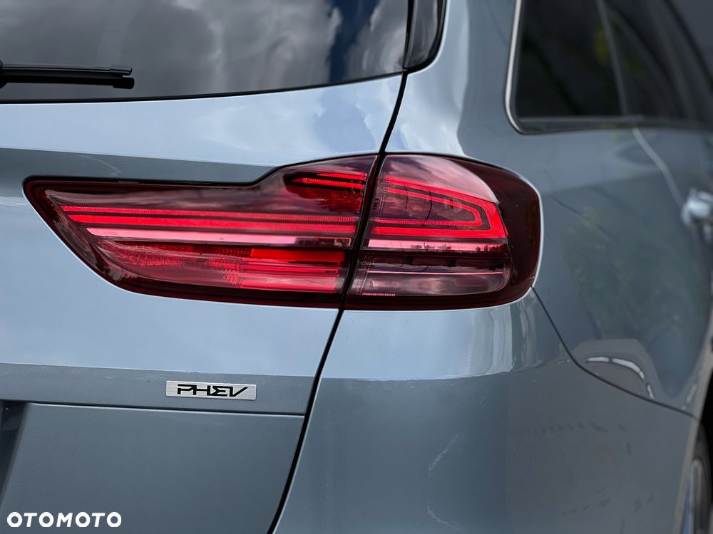 Kia Ceed 1.6 GDI PHEV XL DCT - 17