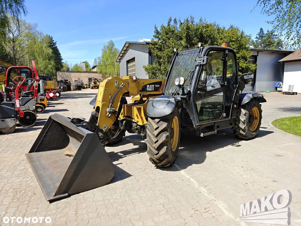 Caterpillar TH407 - 11