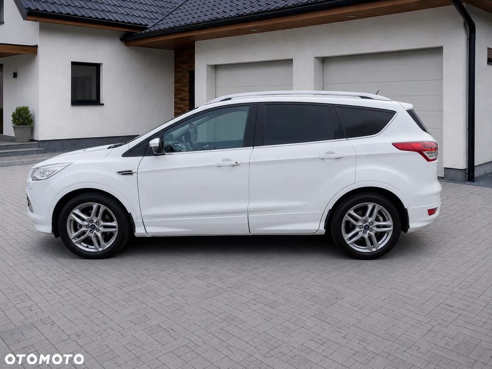 Ford Kuga 2.0 TDCi 2x4 Titanium - 2