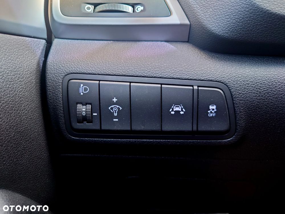 Hyundai Tucson 1.7 CRDI BlueDrive Style 2WD - 16