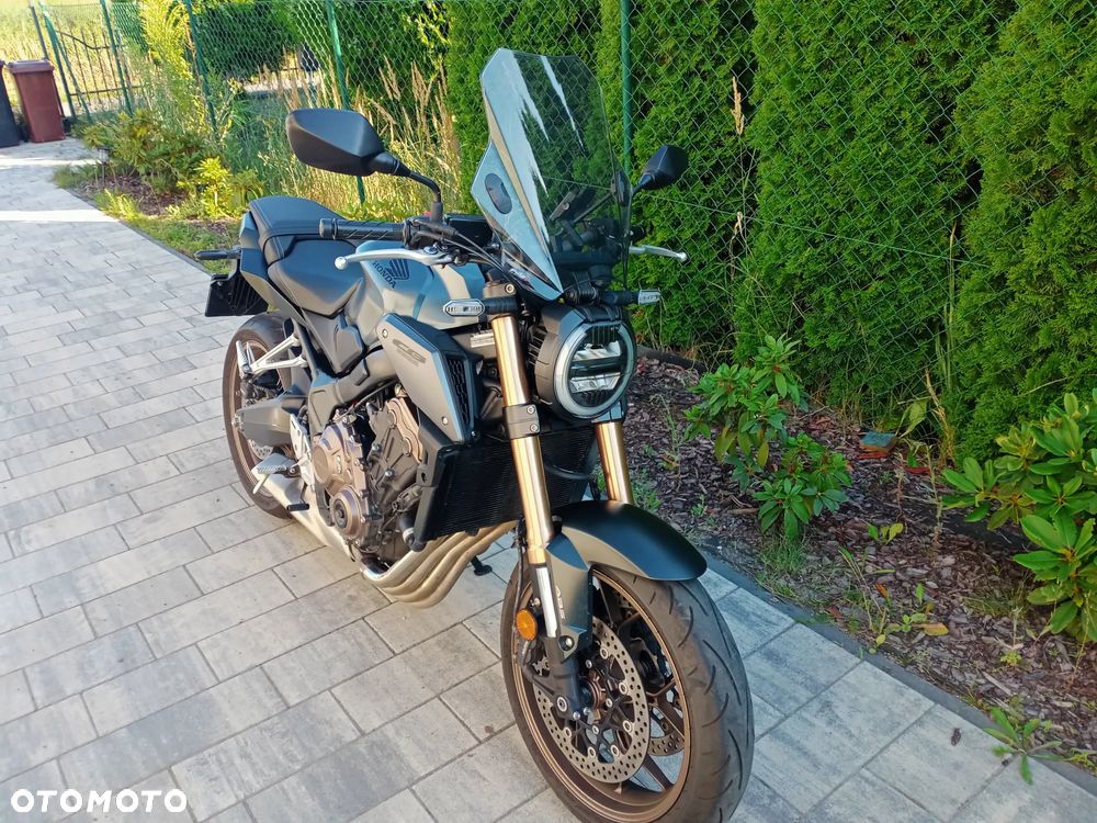 Honda CB - 2