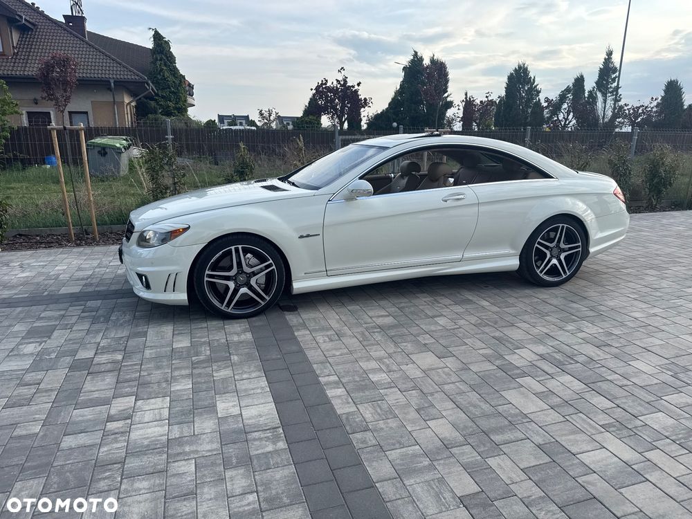 Mercedes-Benz CL 63 AMG - 22