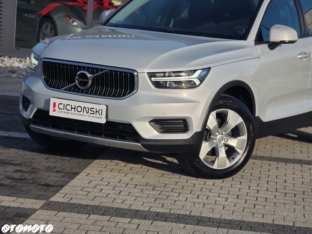 Volvo XC 40 T3 Momentum Pro - 37