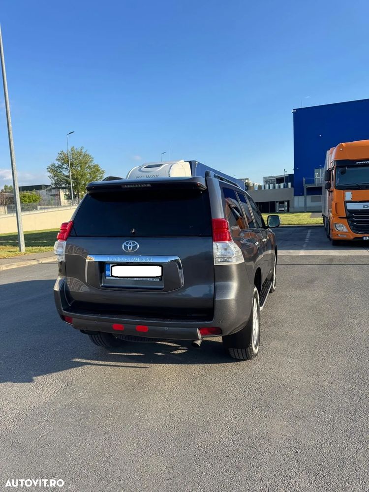 Toyota Land Cruiser 3.0l Turbo D-4D A/T Luxury - 24
