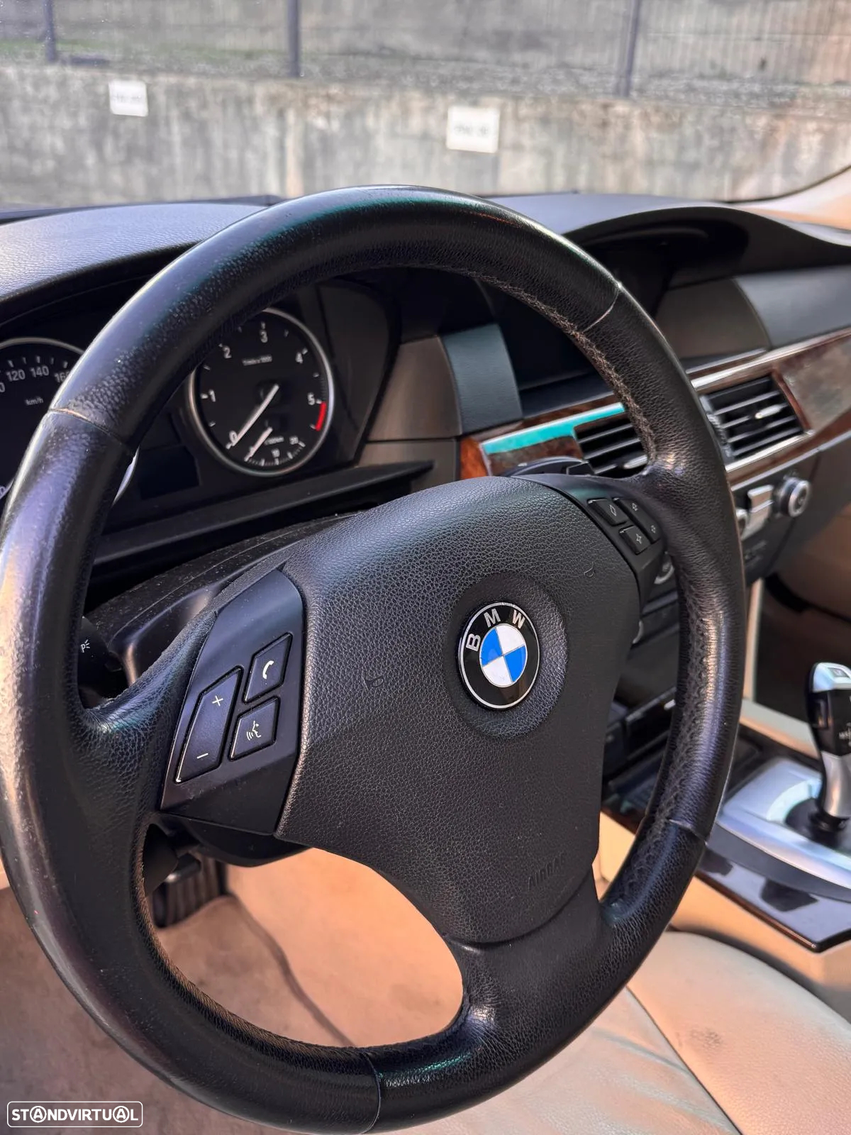 BMW 520 dA Executive - 10