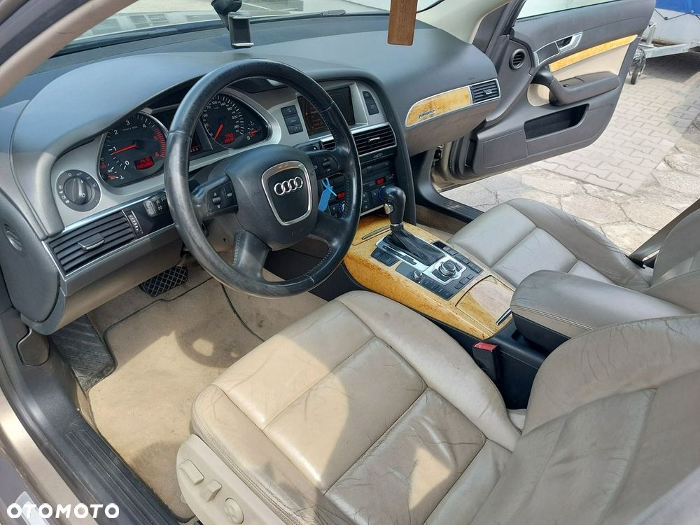 Audi A6 Avant - 10