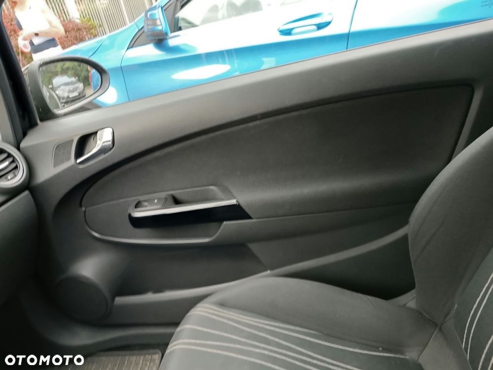 Opel Corsa - 9