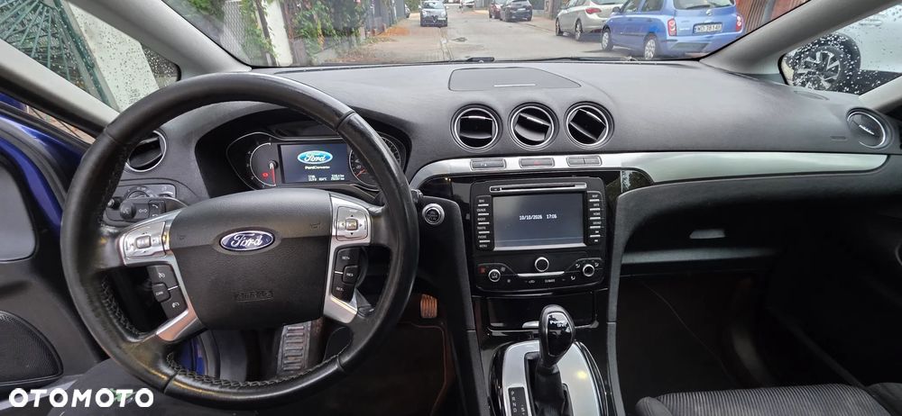 Ford S-Max - 18
