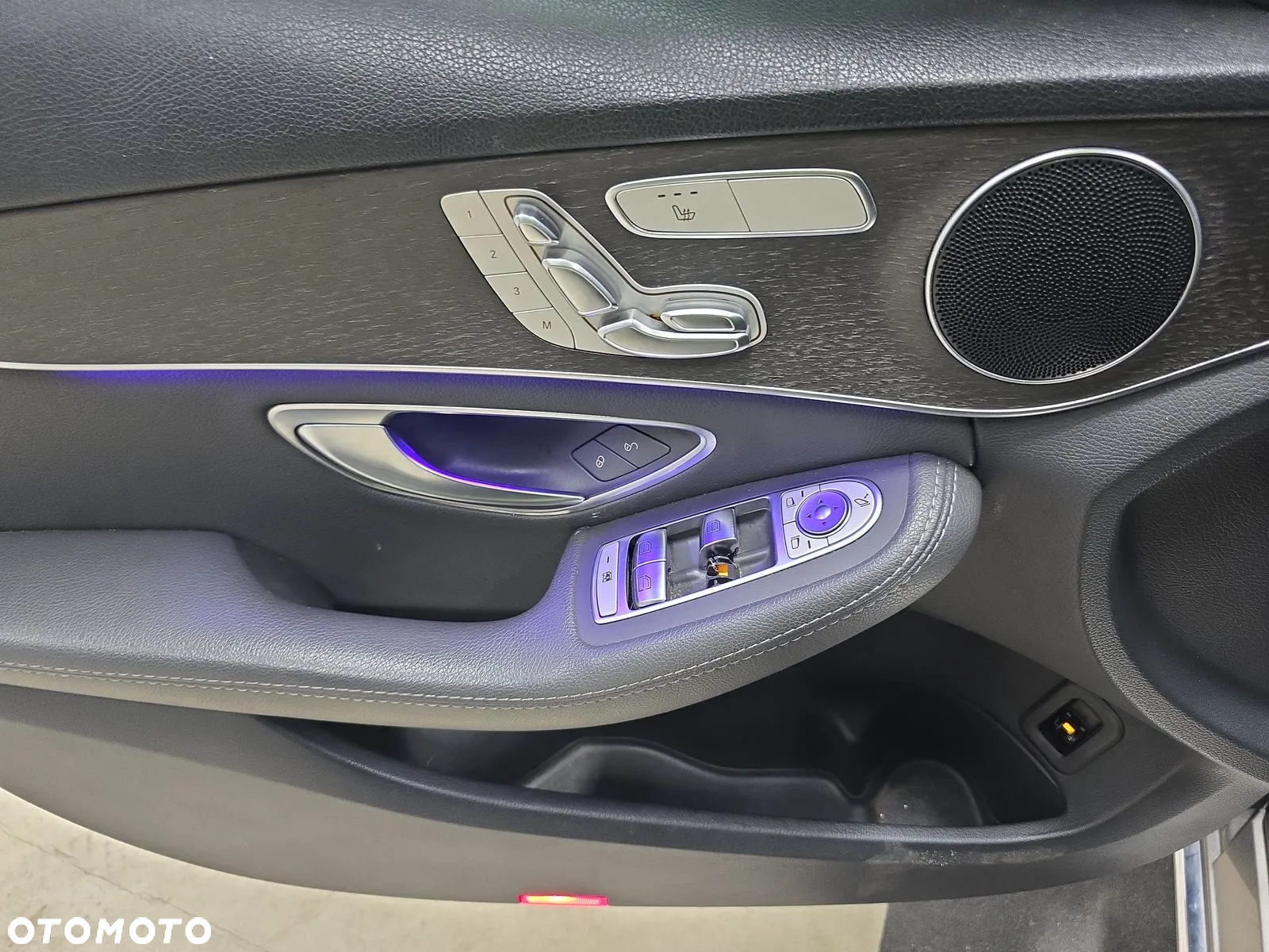 Mercedes-Benz Klasa C 300 T 9G-TRONIC - 13