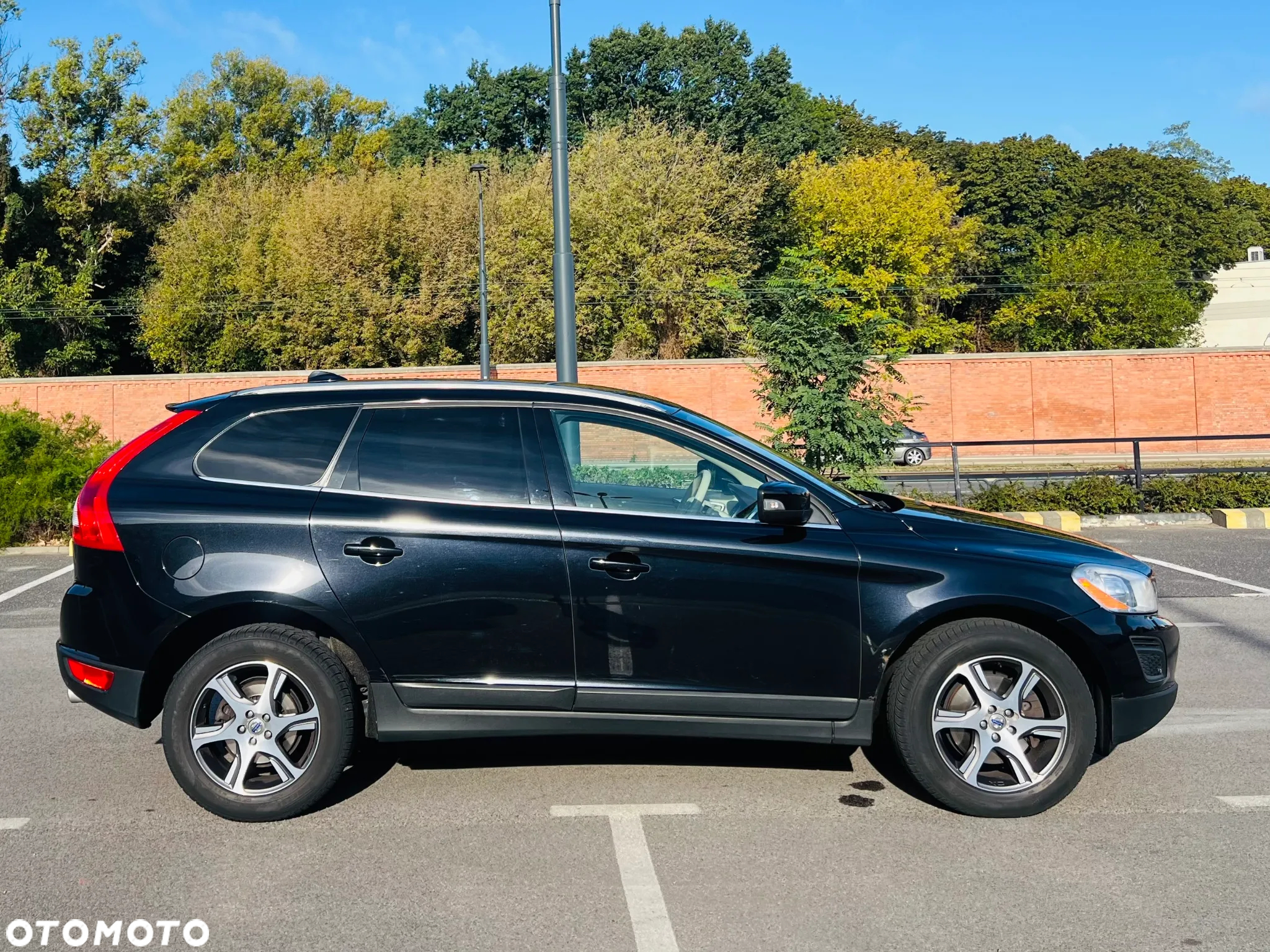 Volvo XC 60 2.4D AWD Momentum - 4