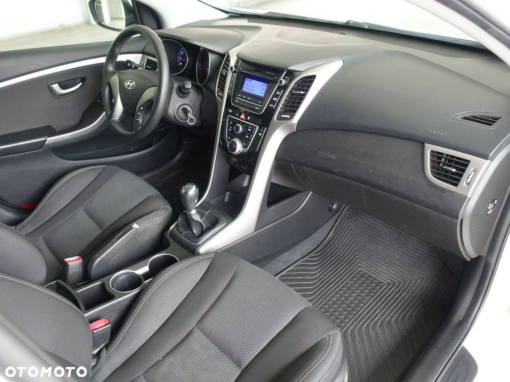 Hyundai i30 1.4 Comfort - 18