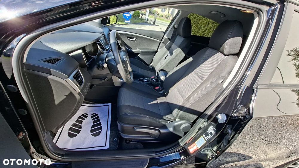 Hyundai i30 1.4 Fifa World Cup Edition - 12