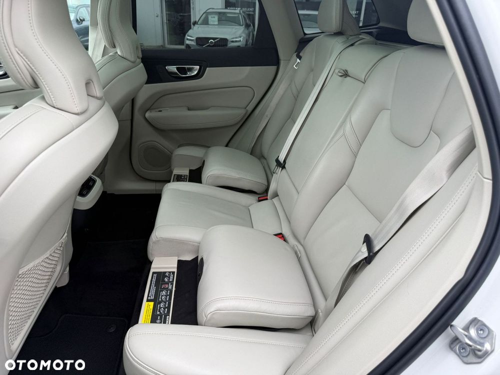 Volvo XC 60 - 18