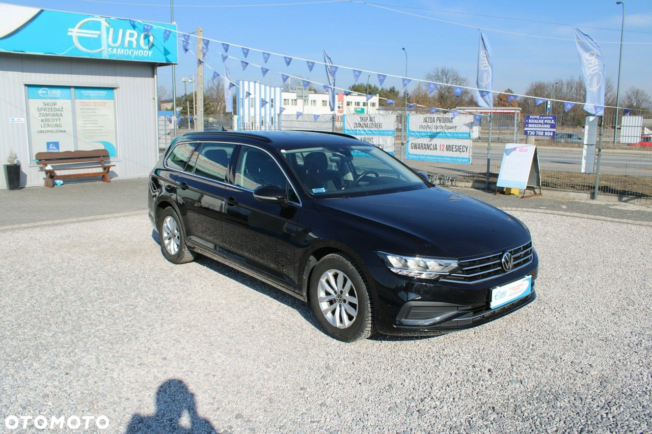 Volkswagen Passat - 4